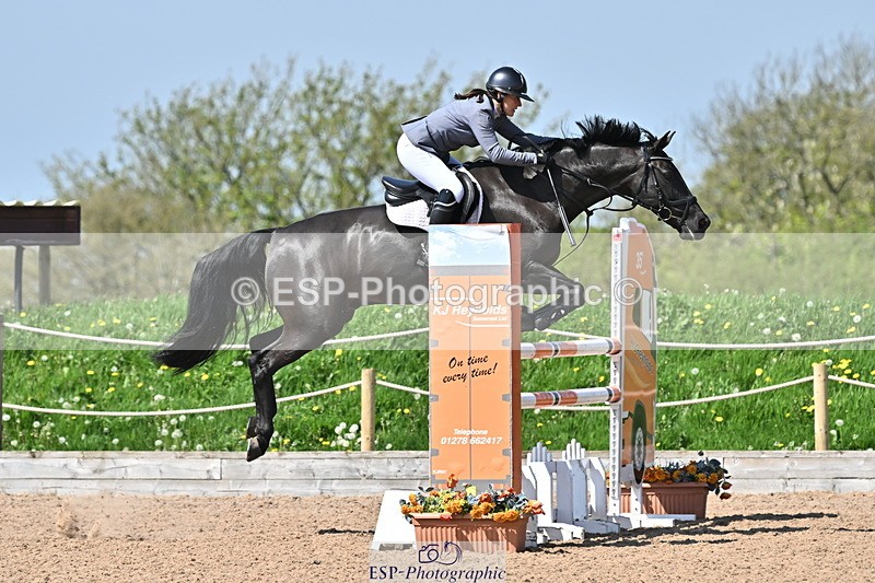 240509A-111839-01109 - Cls 9 Snr 1.20m Open