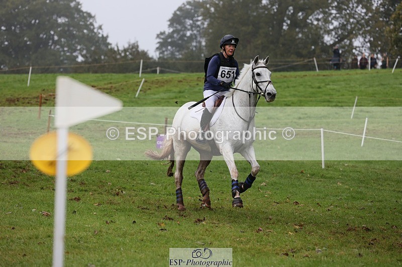 231021-110100-14050 - 651-RATHNAGREW.GREY.TEX-Nicola.Horsley-gubbins-SC+XC