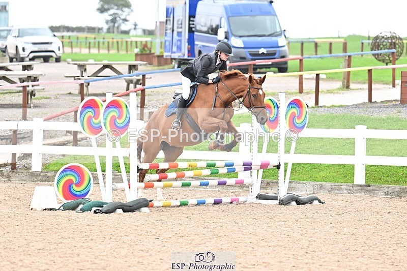 250920-104633-00239 - Cls 22+23 Club and Schools 70cm