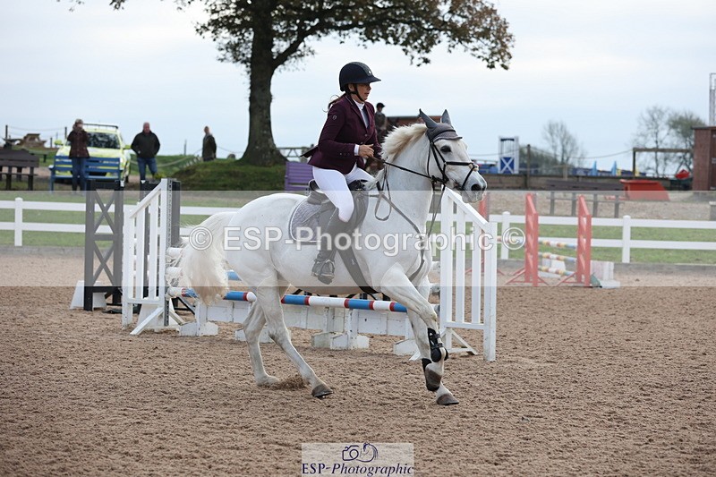 241101A-085514-00482 - FRI Cls 2 British Novice and 90cm Open