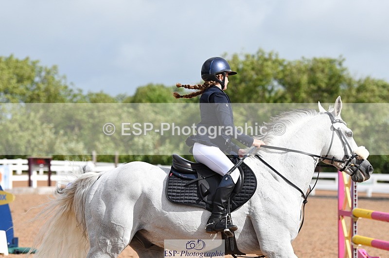 230715A-095746-00087 - Cls 12 Children on Horses 1.15m