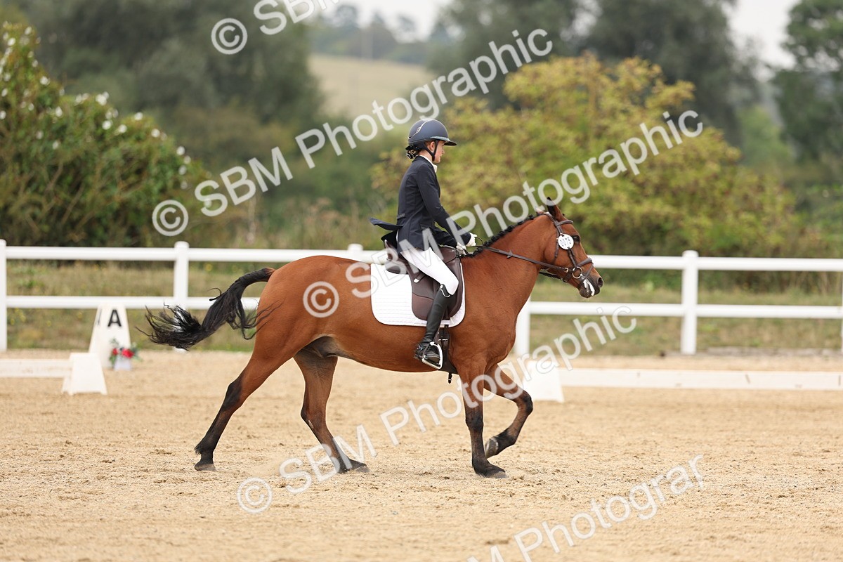 SBM_01531 - Class 9 - Novice 27 Champs