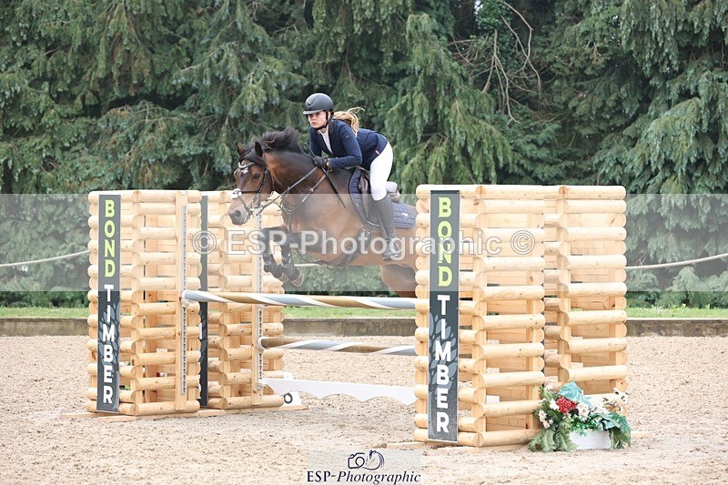 230618-085714-09422 - Cls 19 Pony Intro 1m