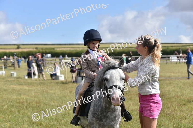 20250831-0405 - Class 6 - Minimus Jumping 30cm