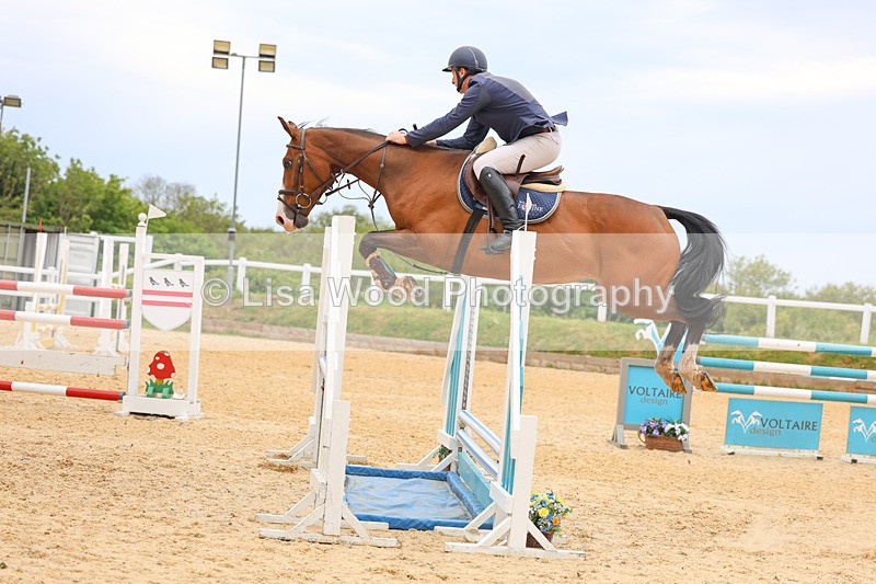 3E7A9537 - Class 9: Senior Foxhunter/1.20 open