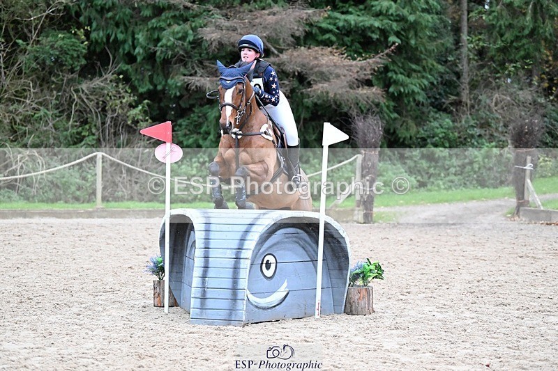 241116-155638-02361 - Cls 4 100-105cm