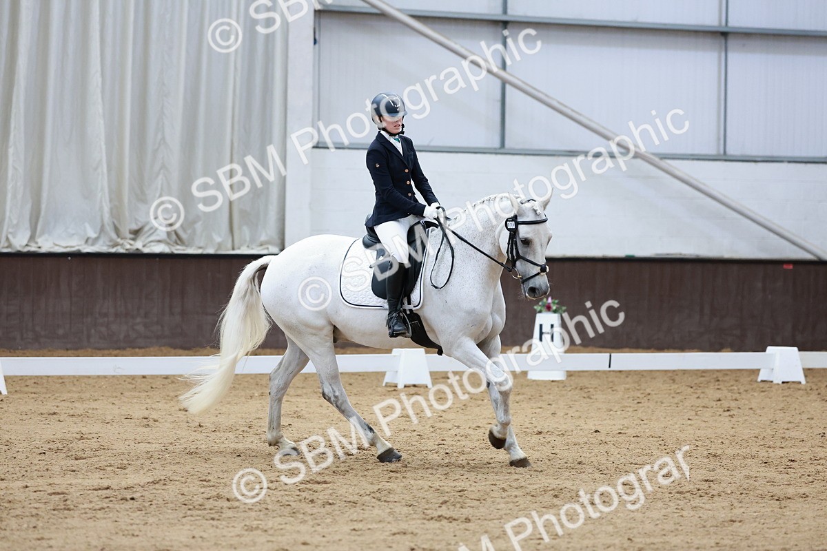SBM_008407 - Class 6b - Novice 6 - 9.28-10.41
