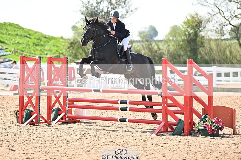 240509A-101000-00380 - Cls 1 British Novice and 90cm Open