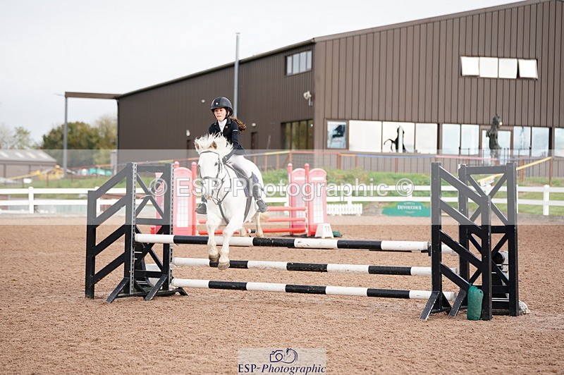 241027A-100936-02025 - SUN Cls 4 Pony British Novice and 80cm