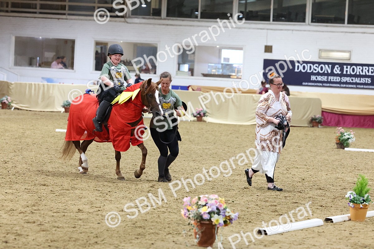 SBM_09950 - Class 52 Strictly Fancy Dress-Age