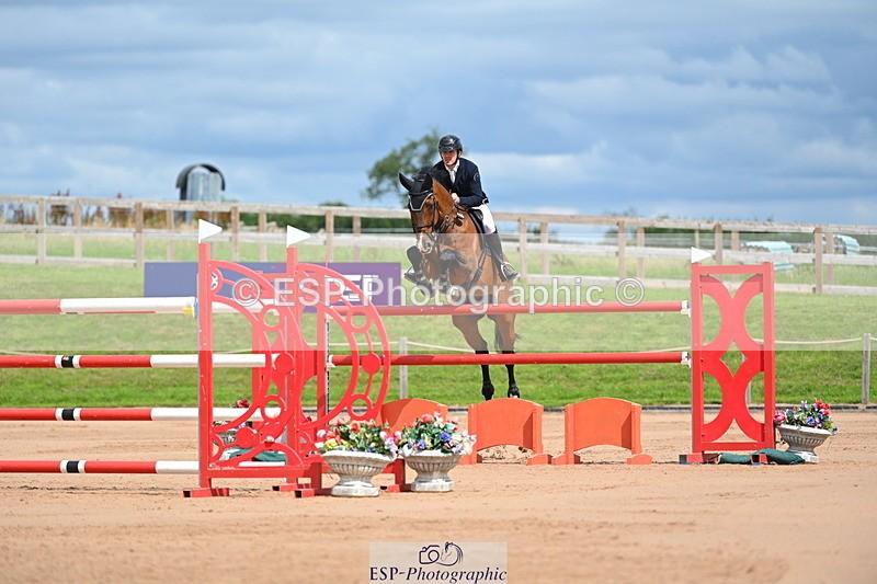 230721A-151618-07142 - Cls 10, 2 Star Big 1.45m Start to break