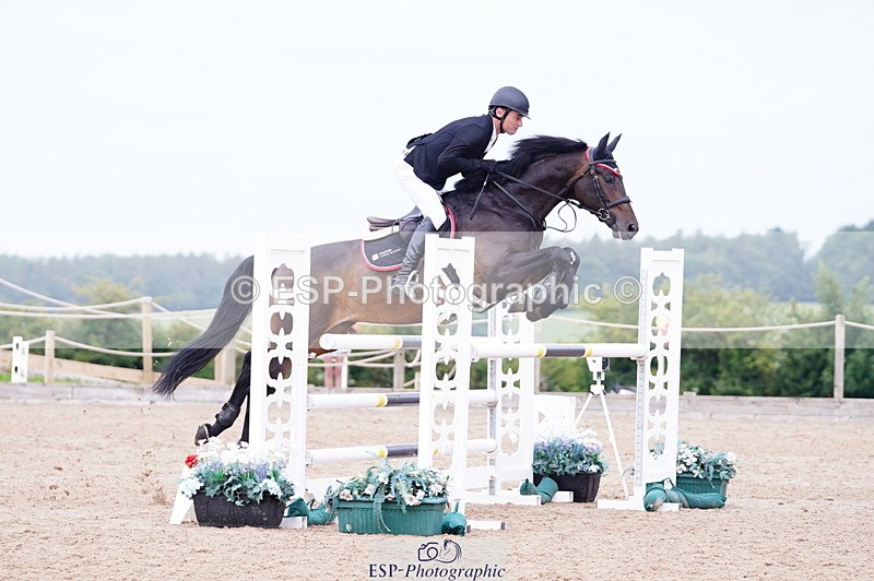 240803A-104954-07292 - Cls 29 Snr Foxhunter