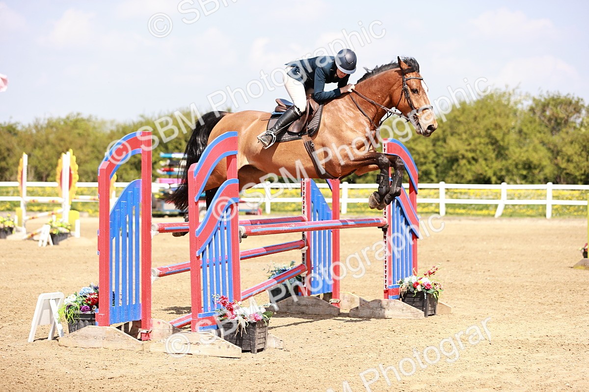  - Class 23 - Senior 1.05m