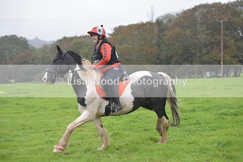 RAY_9445 - Class 1: 65cm: Ski Jump