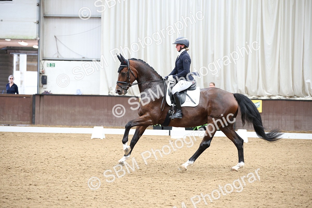 SBM_004006 - Class 8 - Advanced Medium 6 Silver