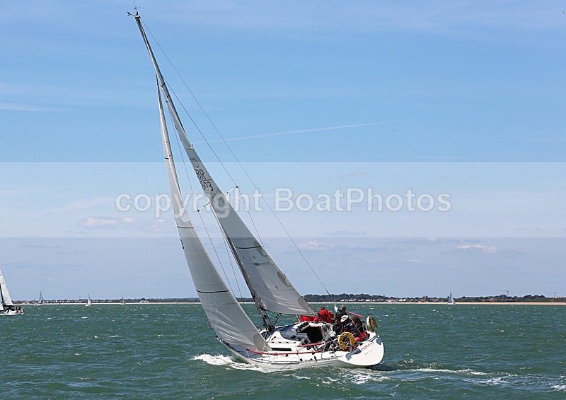 130601 SHADOWFAX WT7A1079 - ROUND THE ISLAND RACE - 1st June 2013