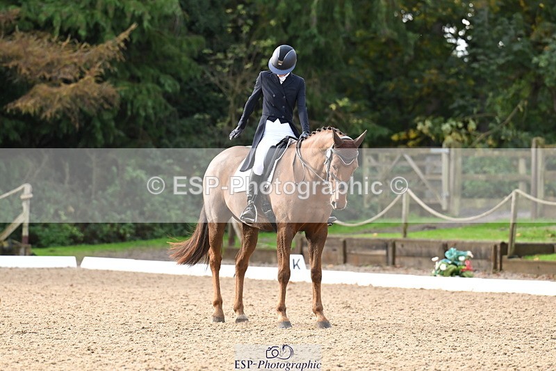 251023A-095409-01360 - B-124-Sophie.Lamb