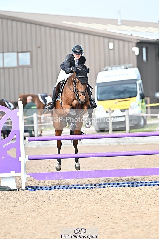 251001-131706-00280 - Cls 4 Newcomers and 1.10m Open