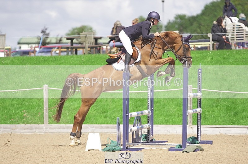 230806A-125646-02098 - Cls 14 Snr Foxhunter & 1.20m Open