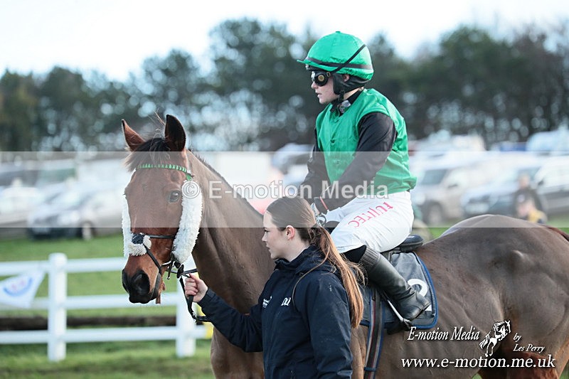 PtP 141225  1752 - New Forest Hounds PtP Larkhill 14/12/25