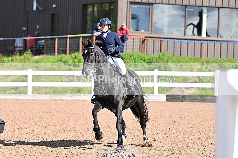 240912A-113203-01206 - Cls 9 Snr Discovery and 1m Open