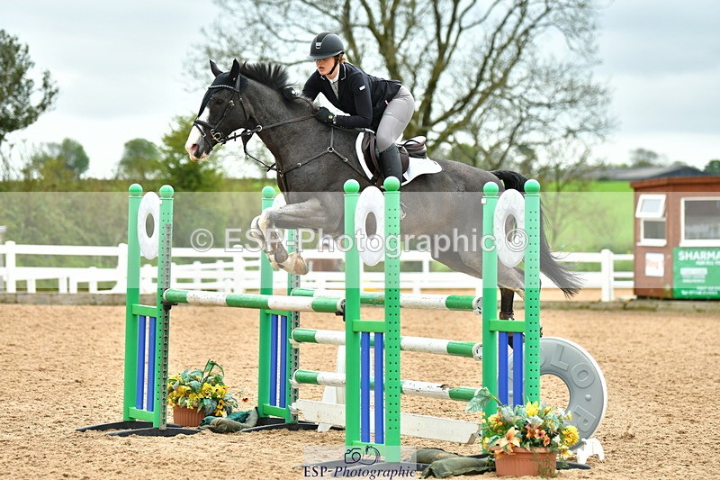 230507A-132413-08120 - Cls 43 1.05m Amateur Quali