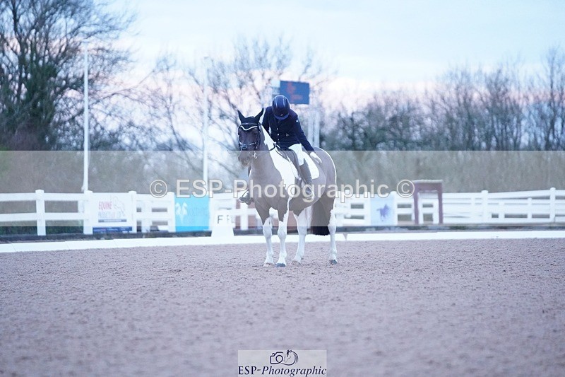 241214-090846-00012 - 122-Lisa.Counsell-Paris.Party.Girl