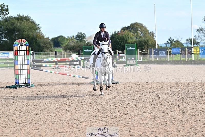 251001-151400-00544 - Cls 6 Foxhunter and 1.20m Open
