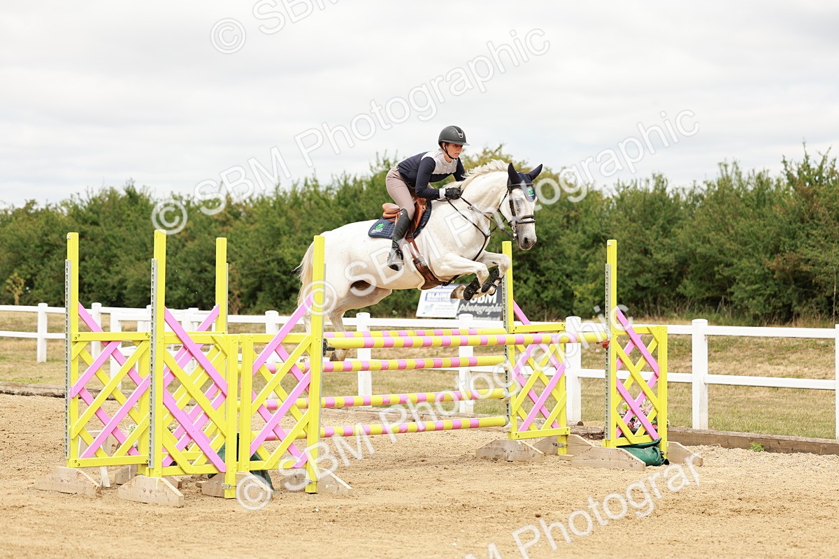 SBM_017575 - Class 21 - Senior Newcomers Championship 2d Rd