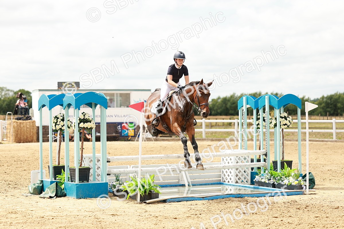 SBM_018978 - Class 21 - Senior Newcomers Championship 2d Rd