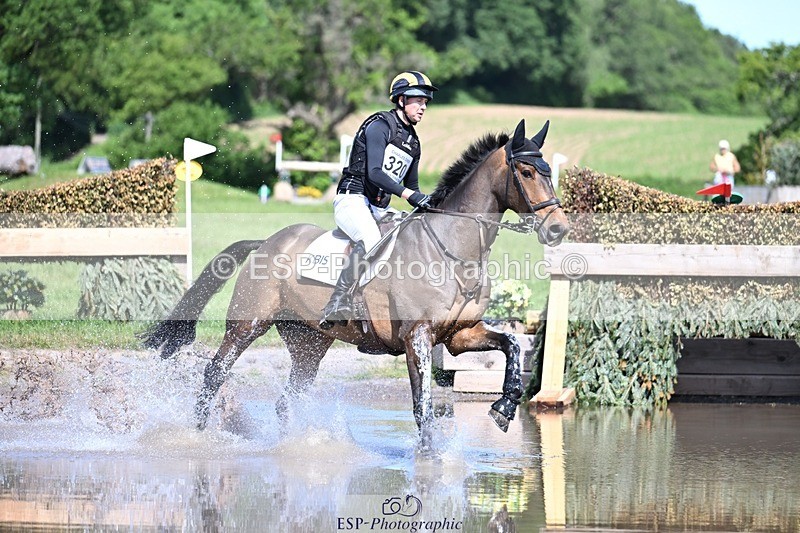 260530A-104807-13203 - C-320-Tom.Rowland
