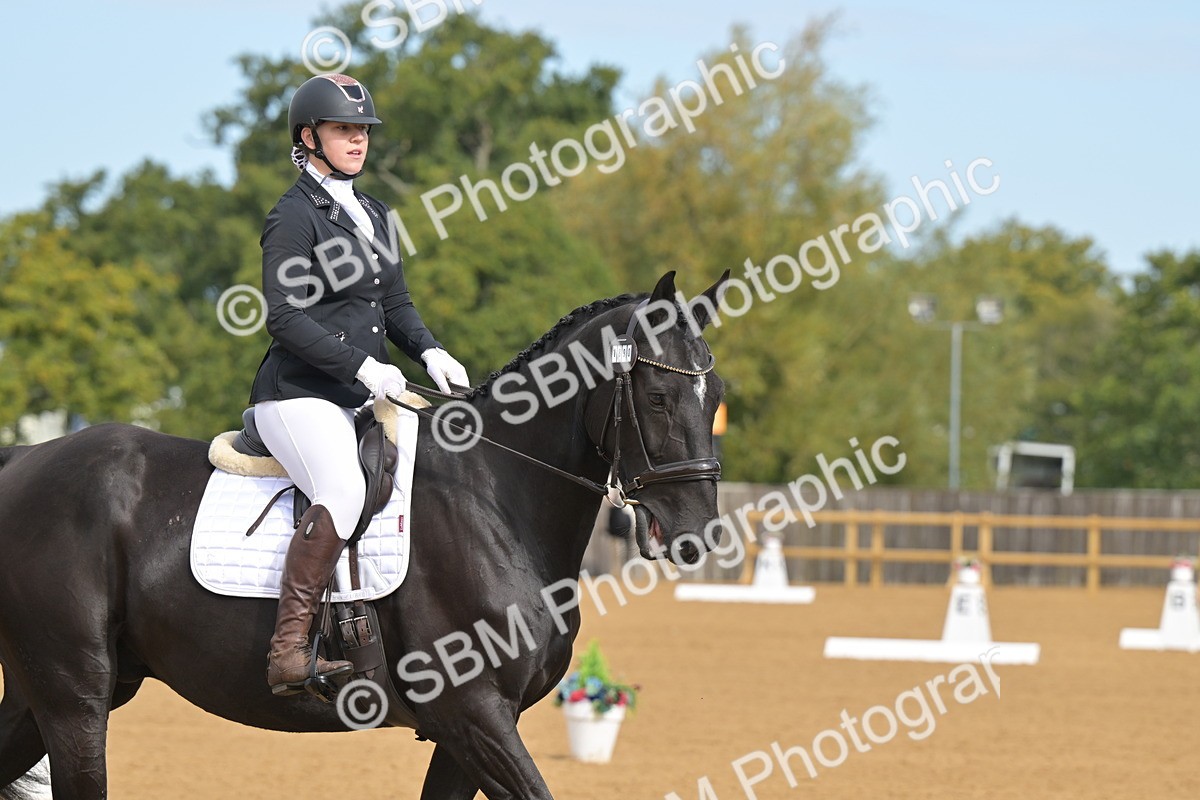 SBM_03720 - D2 - Small Tour Championship Intro 2