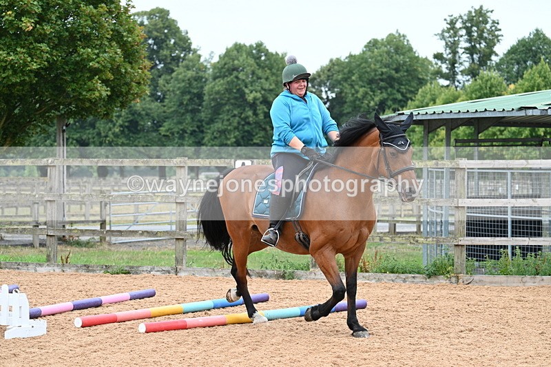 WJ7_8243 - Poles 11:00am