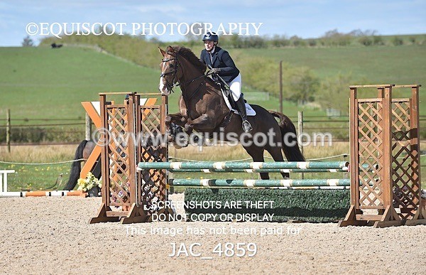 JAC_4859 - CLASS 13 SAT Senior BritiNovice/ 90cm Open