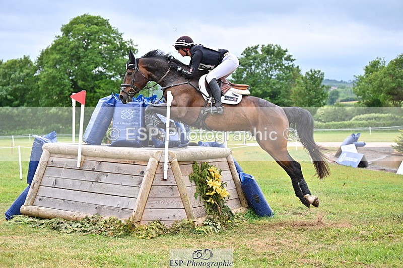 250524A-113509-09913 - B-302-Samantha.Lissington-LUCAS.STONE
