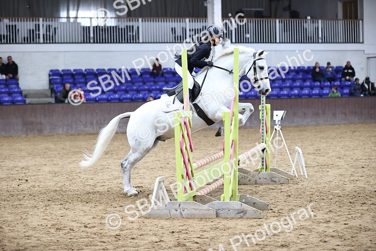 SBM_001540 - Class 5 - Henlow Veterinary Hospital 70cm