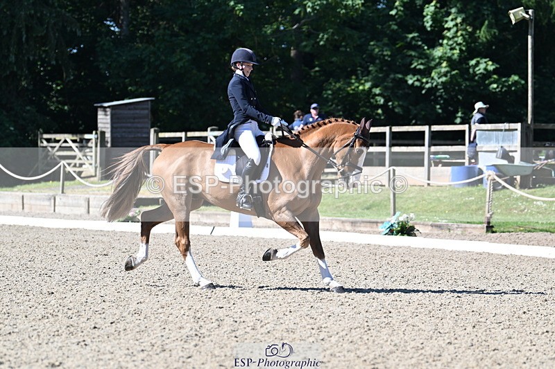 250522A-093920-02695 - A-006-Holly.Clarke-NICO