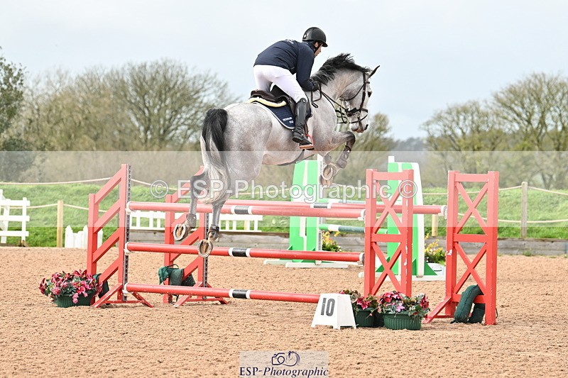 240315A-121441-00858 - Cls 3 Snr Foxhunter