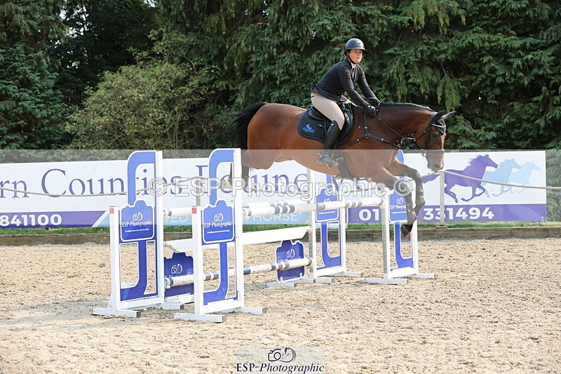 250816A-161611-02716 - Cls 9 Snr 1.10m Open