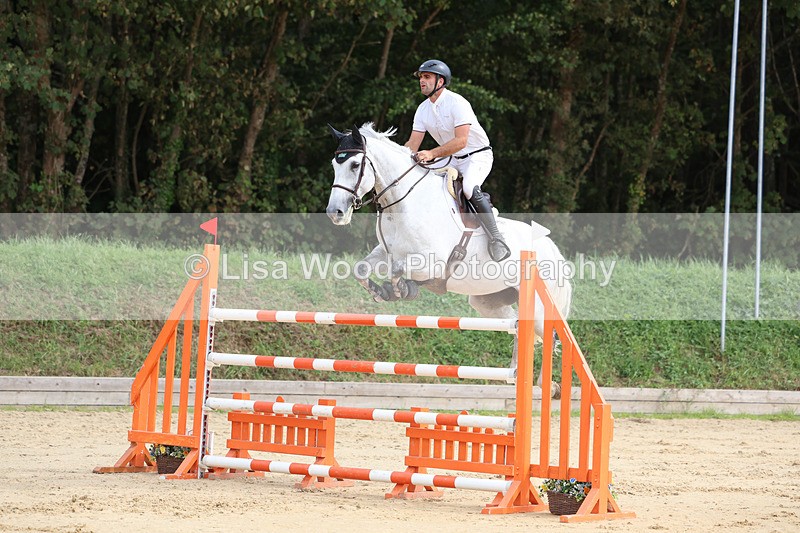 3E7A4634 - Class 9: Senior 1.30m open