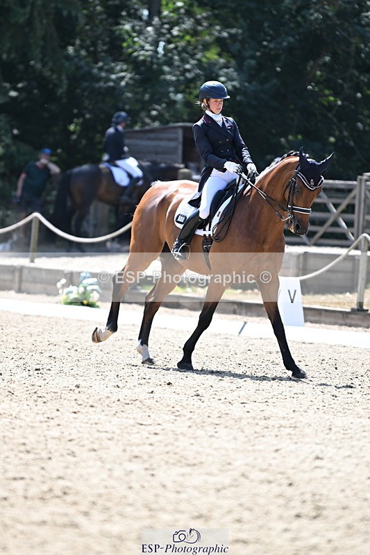 250810A-134824-07099 - 111-Elizabeth.AllenHeraldik