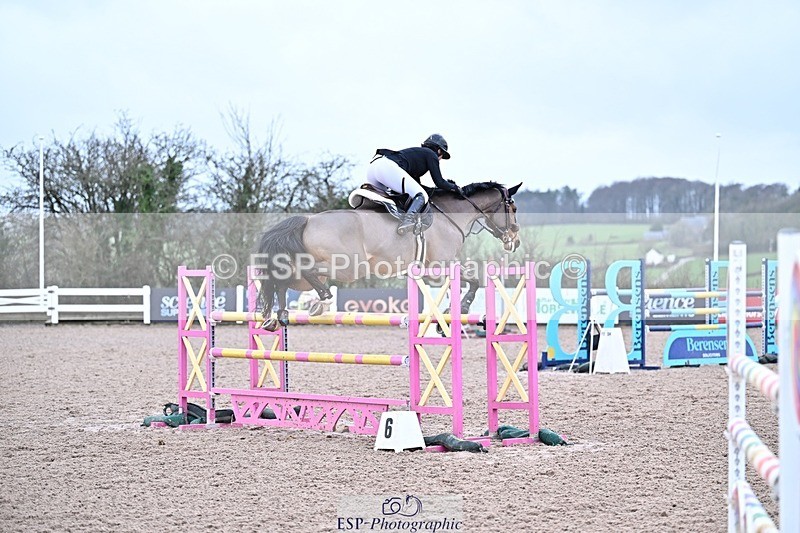 260220-151106-00994 - Cls 6 Foxhunter and 1.20m
