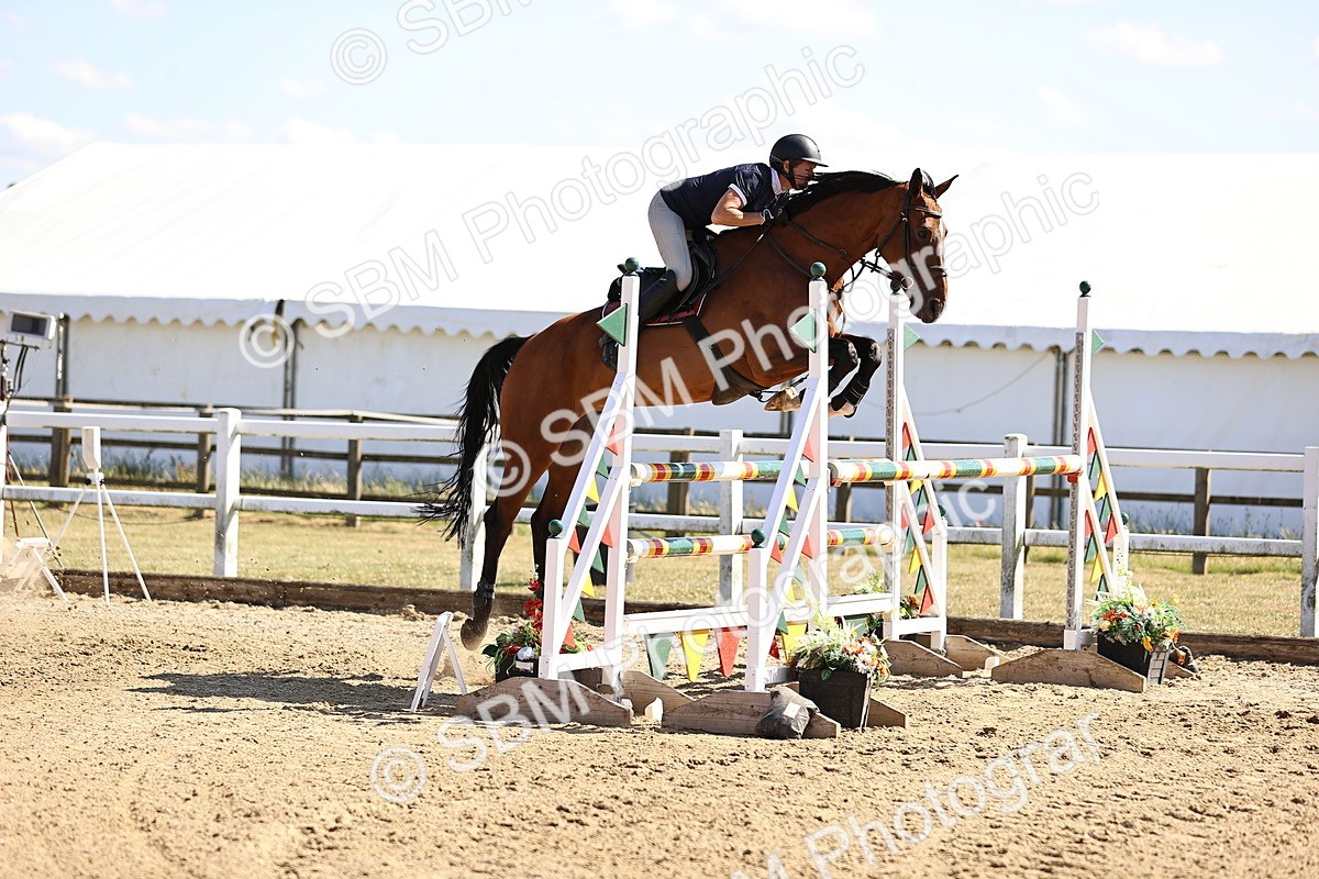 SBM_015603 - Class 16 - Senior foxhunter - 1.20m Open
