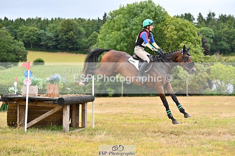 250803A-111500-10832 - L-513-Maisie.Randle-VILLANELLE