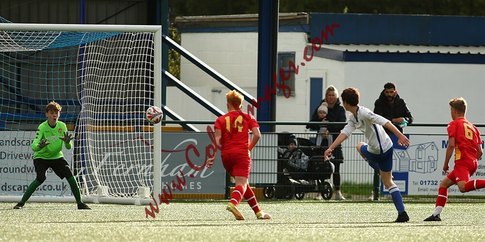 0561_AMT - Tonbridge U15 Boca Juniors v. Farnborough OBG U15 colts