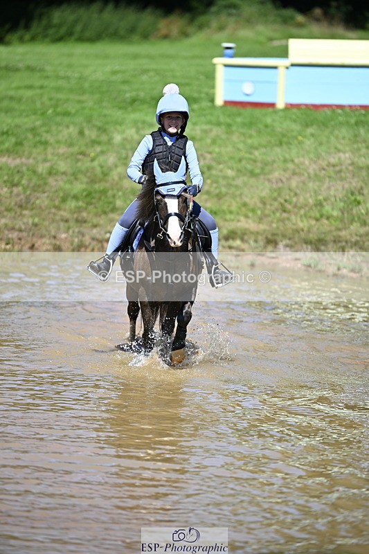 240728B-112504-01027 - Theo's Group XC