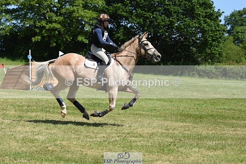 230527-144338-09984 - 356-THE_DUMB_BLONDE-Kat_Raybould-XC