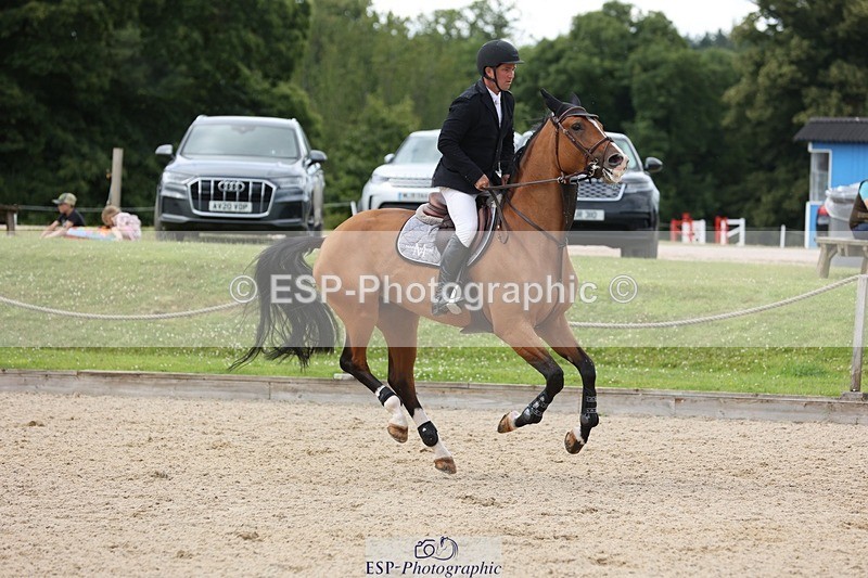 240711-160003-29222 - Cls 124 Foxhunter