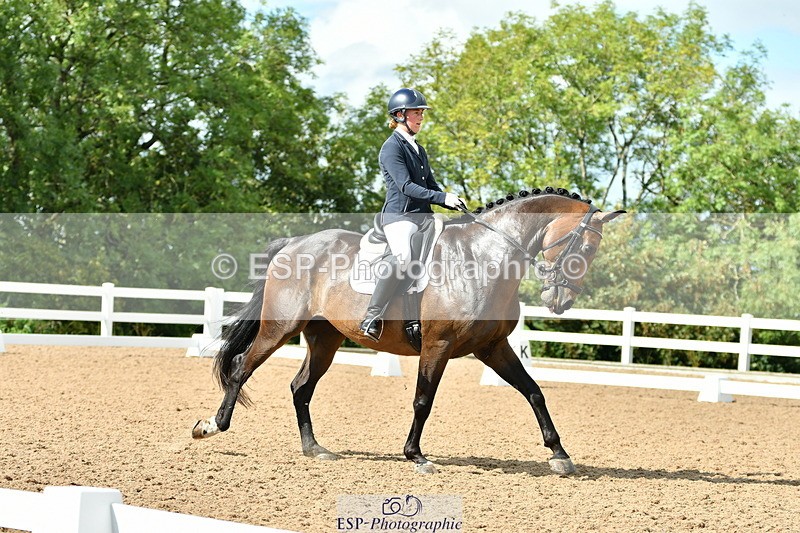 230912A-142837-01330 - Cls 11 Medium 73