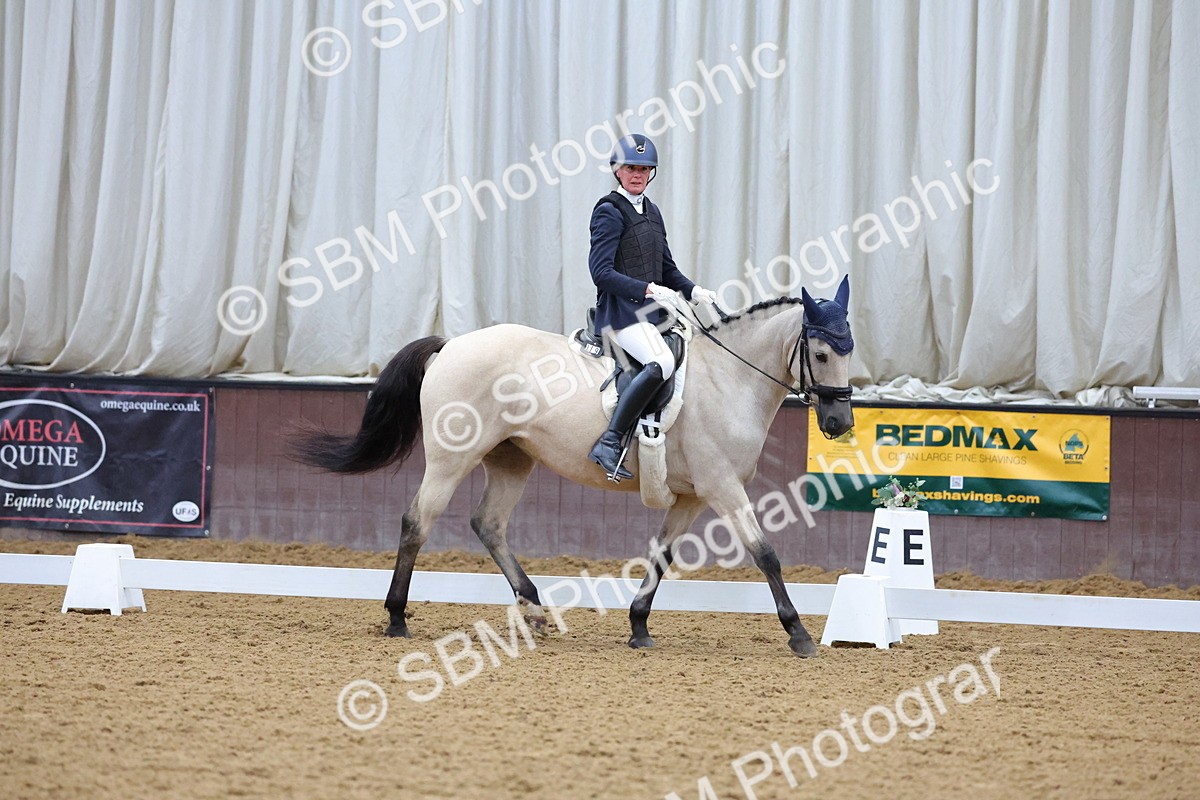 SBM_000321 - Class 2 - Intro 3 Championship - 8.51-9.47